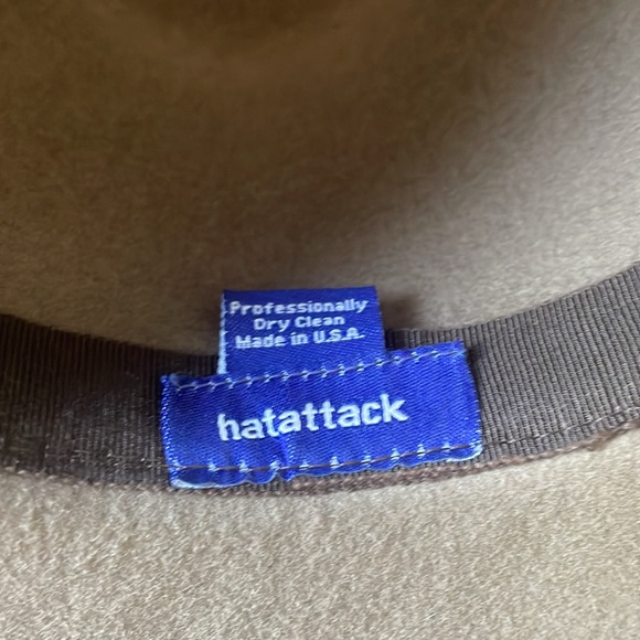 Hat attack felted wool hat - Picture 2 of 6